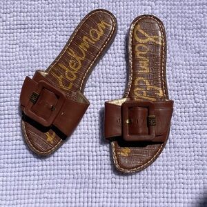 Sam Edelman buckle slide in chocolate brown (size 9)